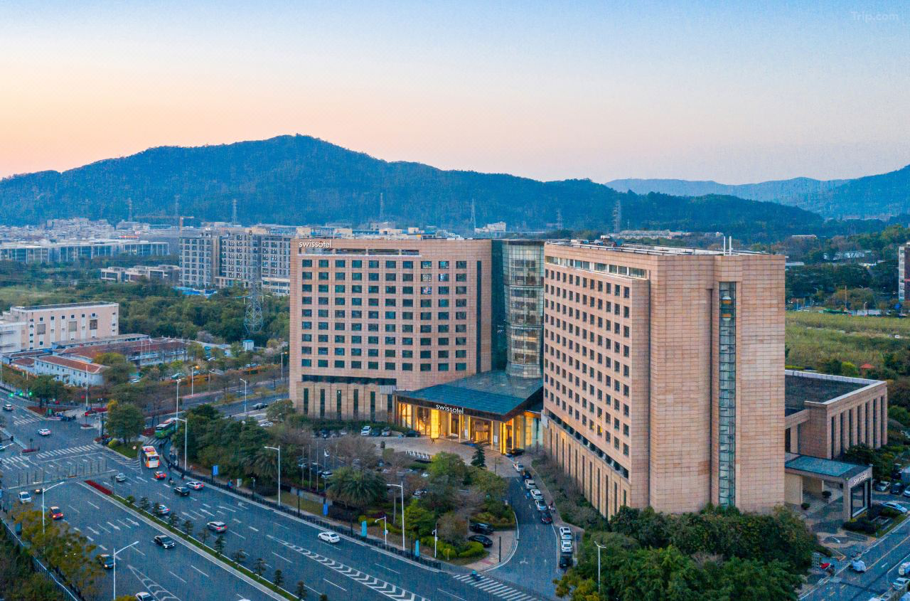 1213-广州-欺诈与诈骗辩护-广州瑞士酒店（天河区华观路1961号）-标间拼房2晚-订房链接-Xana